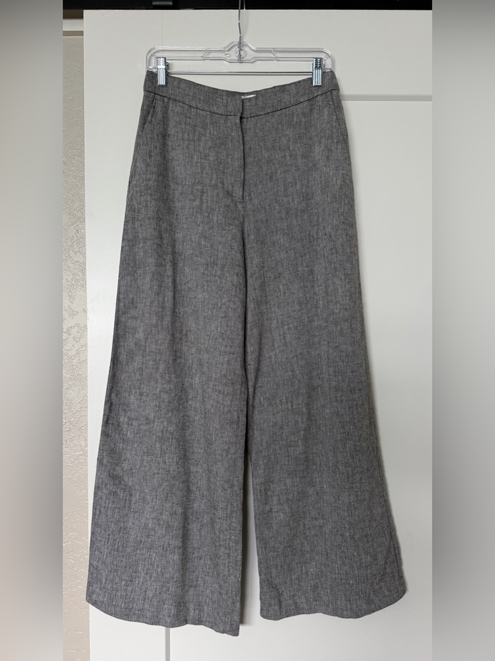 H&M Gray Wide-Leg Trousers with Subtle Texture